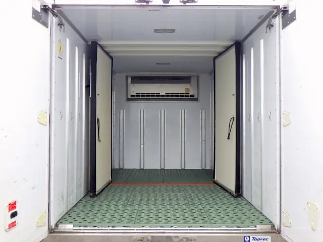 日野 デュトロ 2RG-XZC605M(2WD)の写真8