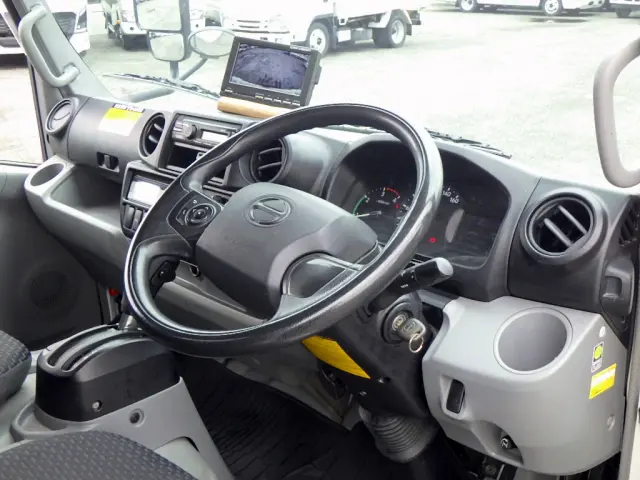 日野 デュトロ 2RG-XZC605M(2WD)の写真45