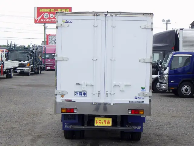 三菱 キャンター TPG-FBA50(2WD)の写真6