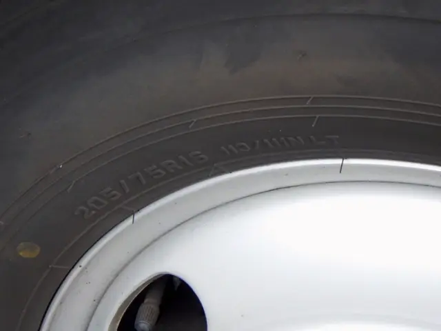 三菱 キャンター TPG-FBA50(2WD)の写真22