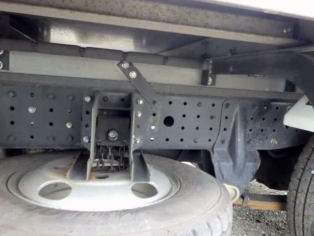 三菱 キャンター TPG-FBA50(2WD)の写真36