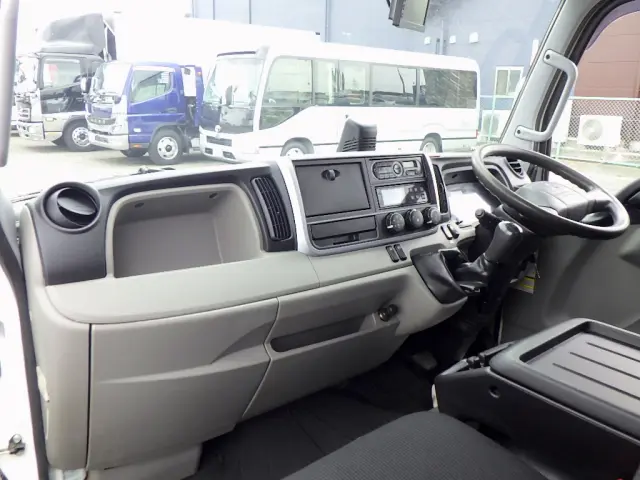 三菱 キャンター TPG-FBA50(2WD)の写真42