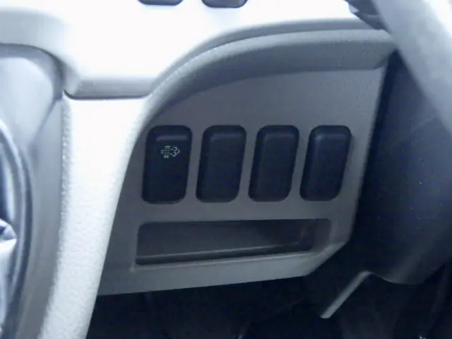 三菱 キャンター TPG-FBA50(2WD)の写真46