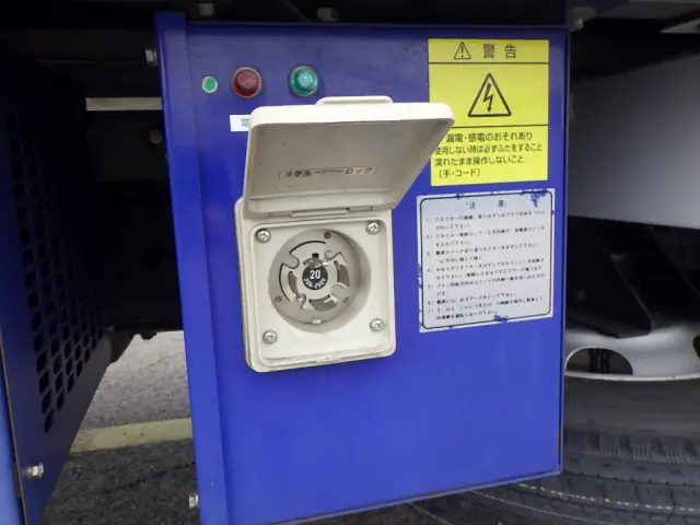 三菱 キャンター TPG-FEB80(2WD)の写真44