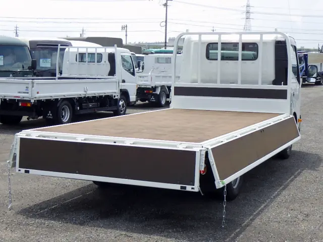 日野 デュトロ 2WG-XZU713M(2WD)の写真28