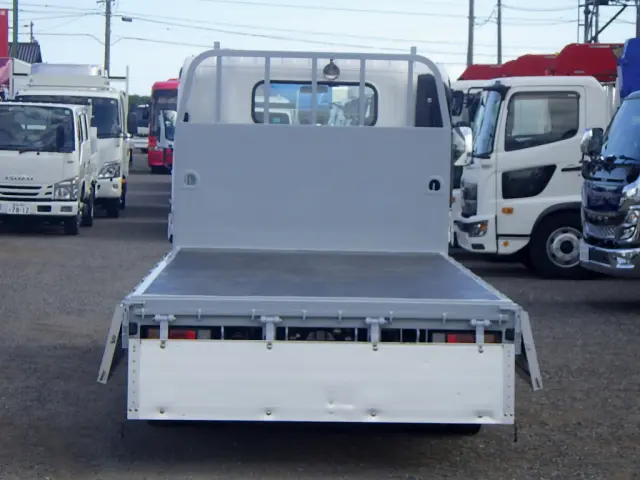 いすゞ エルフ 2RG-NNS88AN(4WD)の写真7