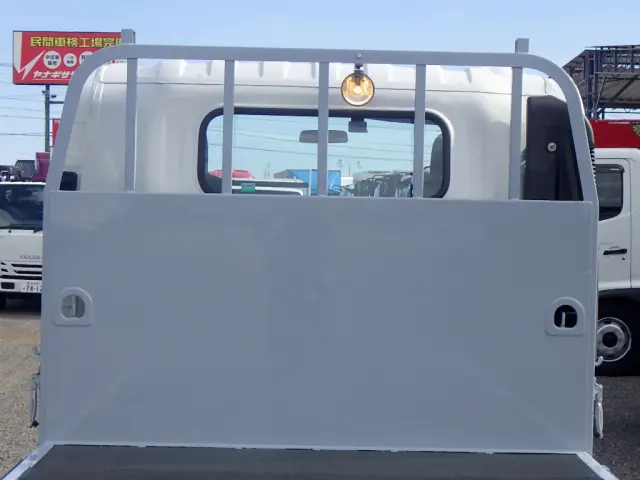 いすゞ エルフ 2RG-NNS88AN(4WD)の写真10