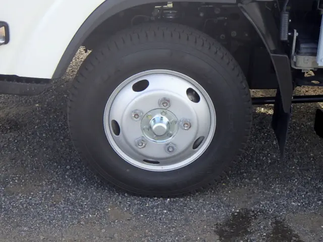 いすゞ エルフ 2RG-NNS88AN(4WD)の写真22