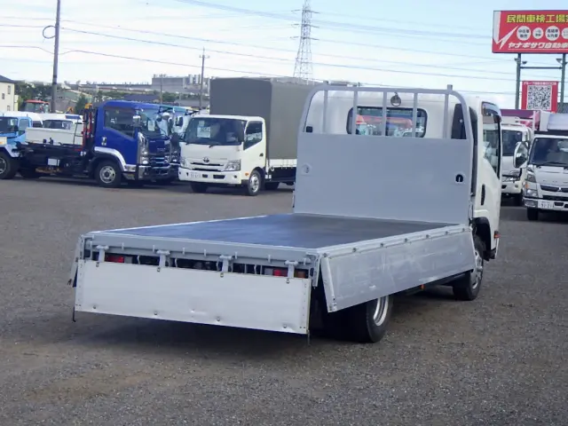 いすゞ エルフ 2RG-NNS88AN(4WD)の写真40