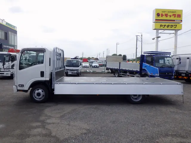 いすゞ エルフ 2PG-NPS88AR(4WD)の写真7