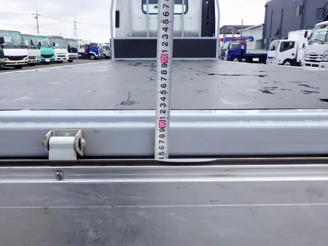 いすゞ エルフ 2PG-NPS88AR(4WD)の写真28
