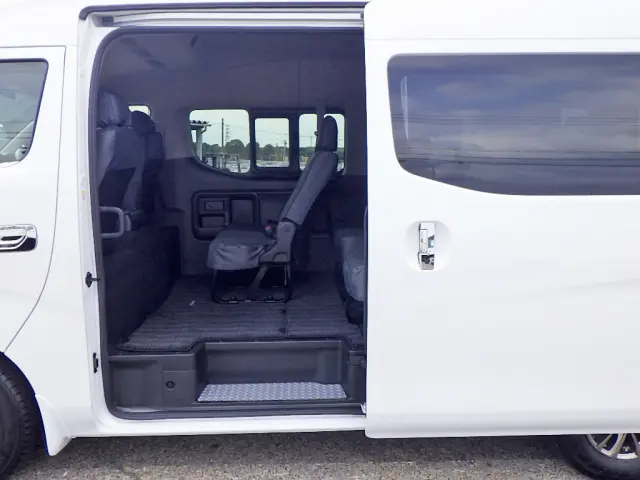 日産 キャラバン 3BF-DS4E26(2WD)の写真11