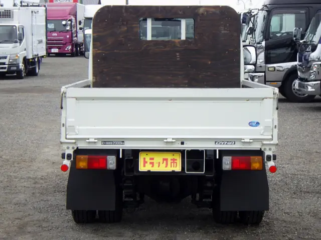 トヨタ ダイナ 2KG-XZU675(4WD)の写真6