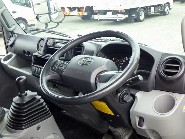 トヨタ ダイナ 2KG-XZU675(4WD)の写真42