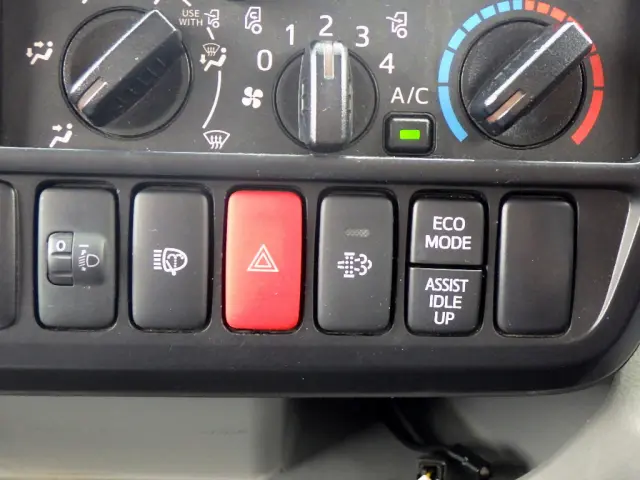 トヨタ ダイナ 2KG-XZU675(4WD)の写真46