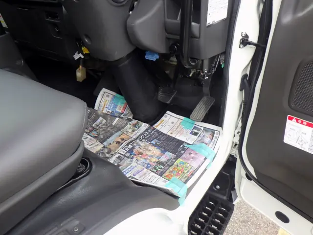 いすゞ エルフ 2RG-NKR88AT(2WD)の写真23