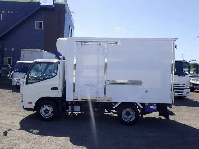 日野 デュトロ 2RG-XZC605M(2WD)の写真5