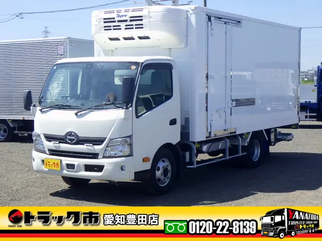 日野 デュトロ TPG-XZU712M(2WD)の写真1