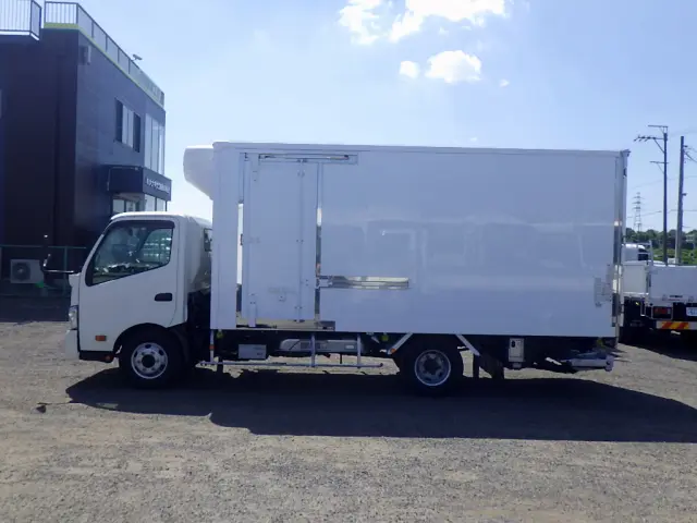 日野 デュトロ TPG-XZU712M(2WD)の写真4
