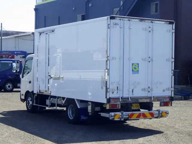 日野 デュトロ TPG-XZU712M(2WD)の写真30