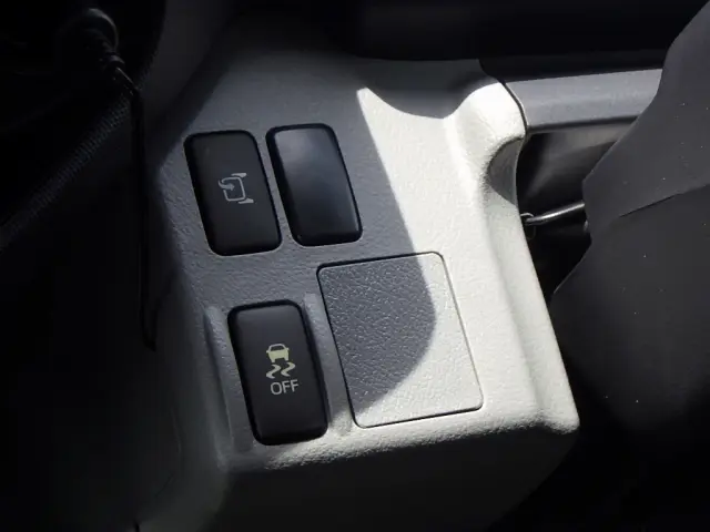日野 デュトロ TPG-XZC710M(2WD)の写真18