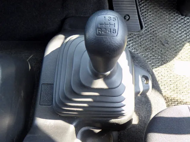 日野 レンジャー TKG-FD7JGAA(2WD)の写真18