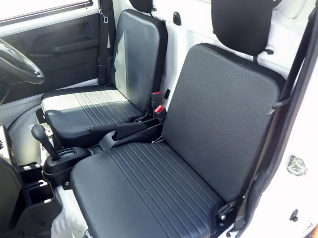 ダイハツ ハイゼットトラック 3BD-S500P(2WD)の写真11