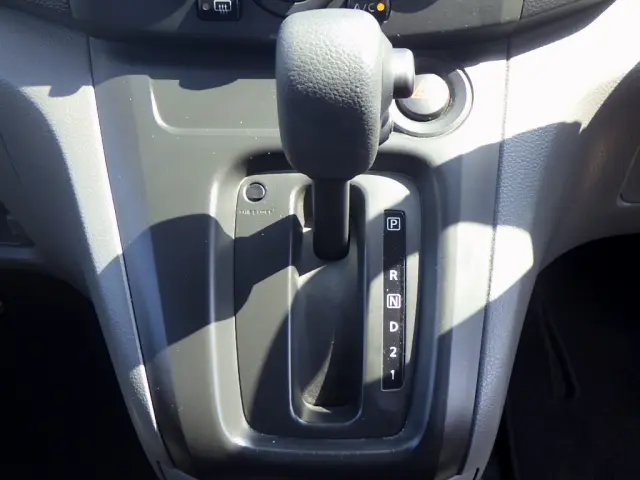 日産 バネットバン DBF-VM20(2WD)の写真11