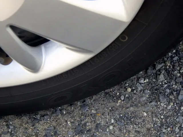 日産 バネットバン DBF-VM20(2WD)の写真35