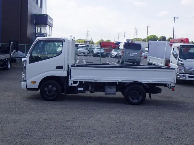トヨタ ダイナ 2DG-GDY281(4WD)の写真4