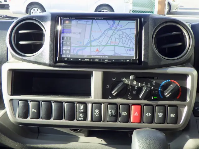 トヨタ ダイナ 2DG-GDY281(4WD)の写真10