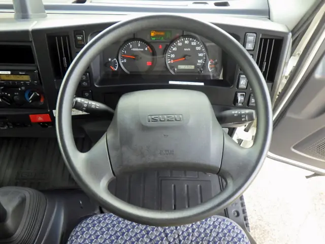 いすゞ エルフ 2RG-NPR88AN(2WD)の写真16