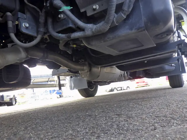 いすゞ エルフ 2RG-NPR88AN(2WD)の写真41