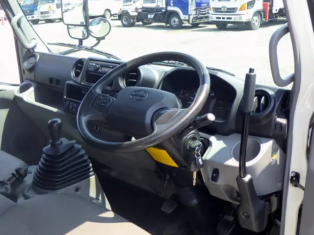 日野 デュトロ 2KG-XZU600T(2WD)の写真28