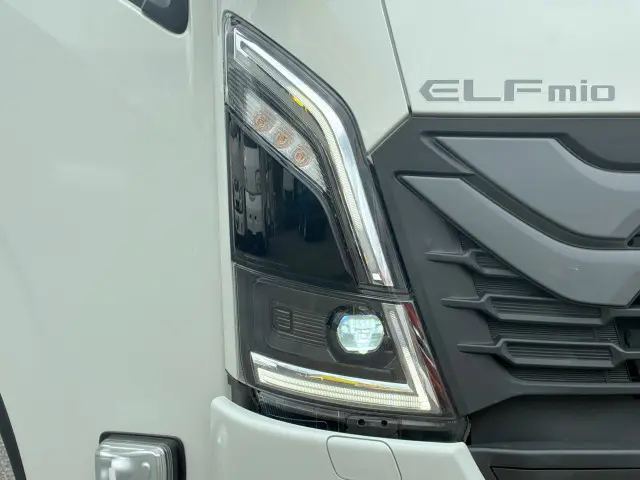いすゞ エルフ 3DF-NHR87AF(2WD)の写真27