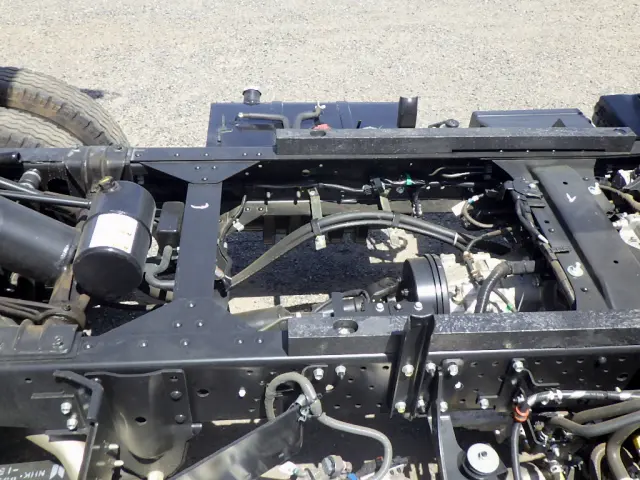 いすゞ エルフ 2PG-NKS88AD(4WD)の写真39