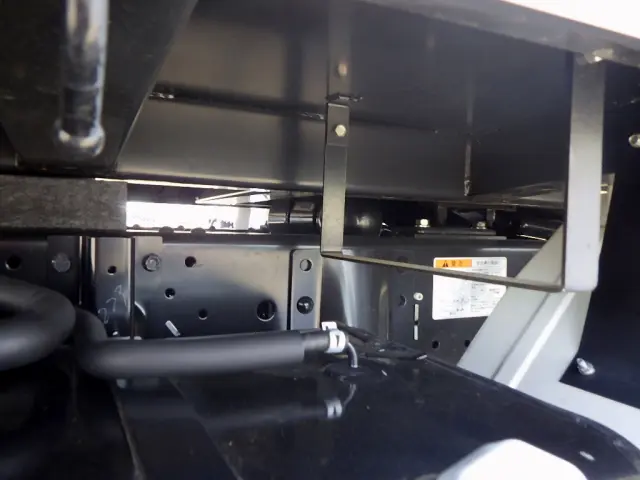 いすゞ エルフ 2PG-NKS88AD(4WD)の写真42
