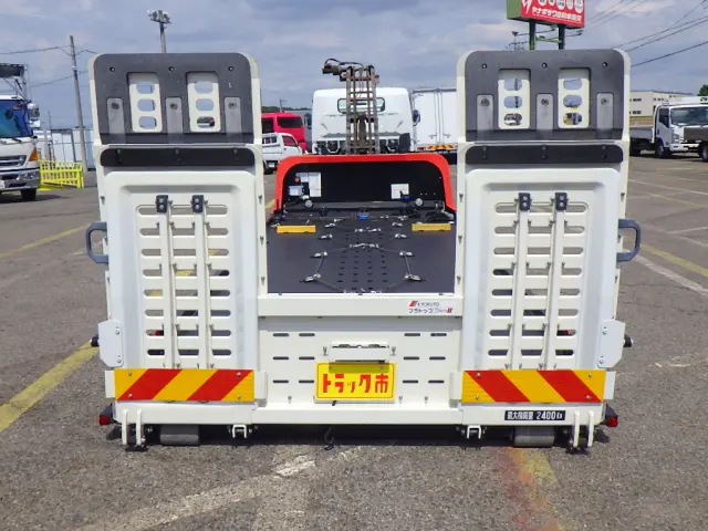 三菱 キャンター 2PG-FEB50(2WD)の写真6