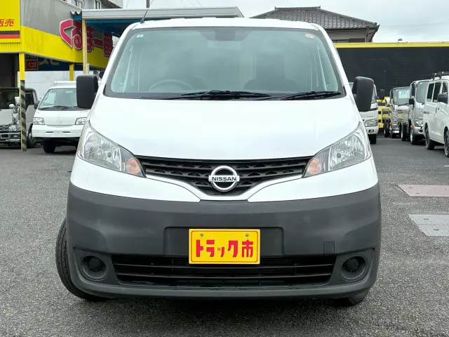 日産 その他(日産) DBF-VM20(2WD)の写真2