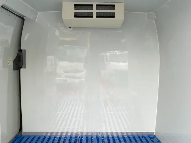 日産 その他(日産) DBF-VM20(2WD)の写真8