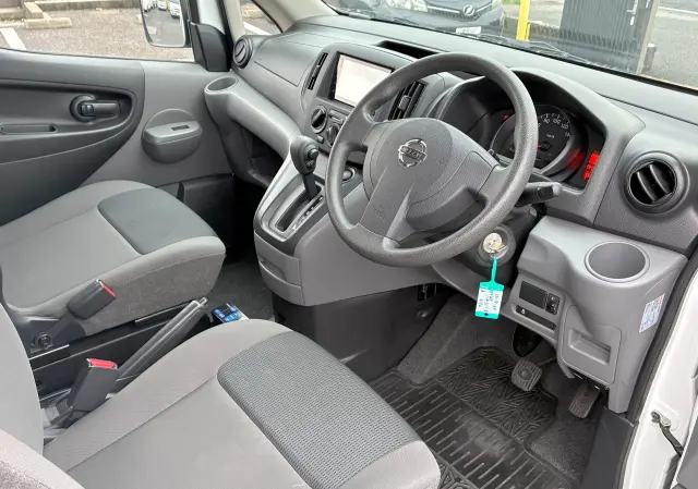 日産 その他(日産) DBF-VM20(2WD)の写真16