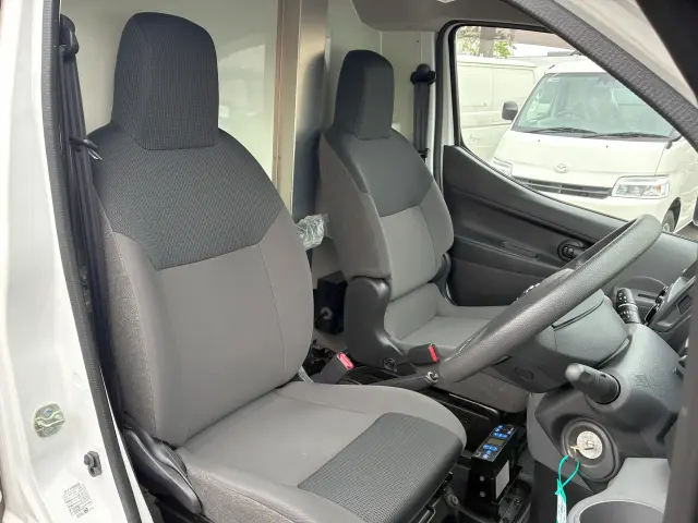 日産 その他(日産) DBF-VM20(2WD)の写真17