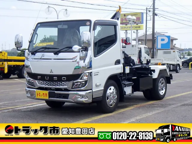 三菱 キャンター 2RG-FBAV0(2WD)の写真1