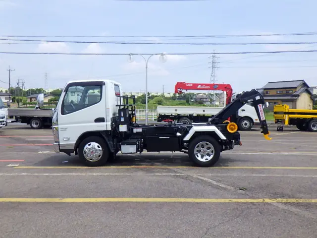 三菱 キャンター 2RG-FBAV0(2WD)の写真20