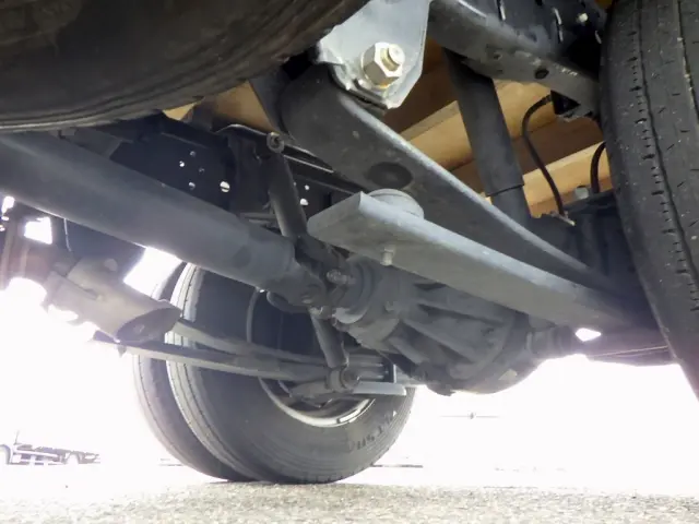 いすゞ エルフ 2RG-NJR88A(2WD)の写真27