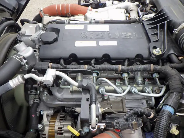 いすゞ エルフ 2RG-NJR88A(2WD)の写真35