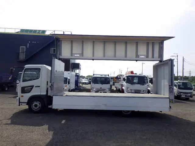 日野 レンジャー 2KG-FC2ABA(2WD)の写真7