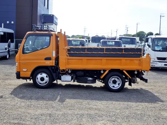 三菱 キャンター 2RG-FBA60(2WD)の写真4
