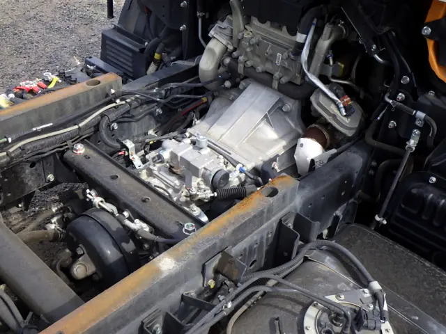 三菱 キャンター 2RG-FBA60(2WD)の写真37