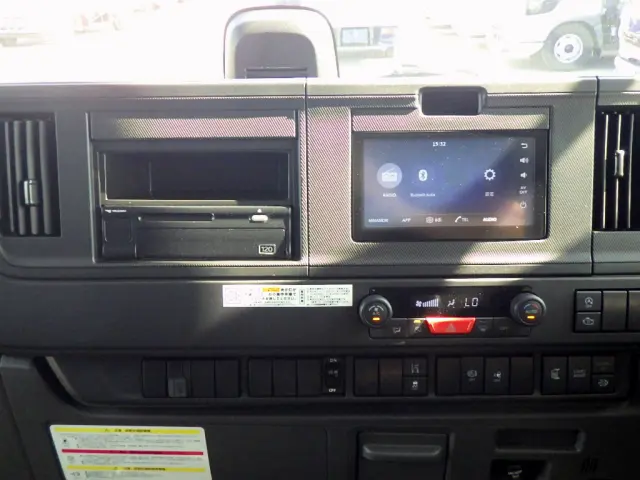 UD コンドル 2RG-BRR90S4(2WD)の写真11